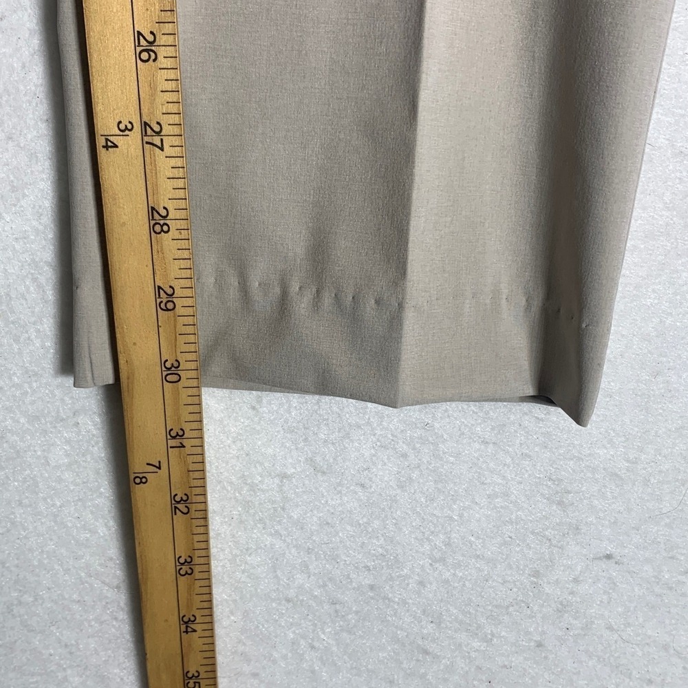 Peter Millar Crown Crafted Surge Pants Mens 40x30 Beige Khaki Golf Performance - Picture 9 of 9